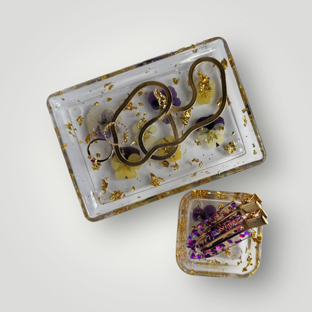 Real Dried Pansy Home Decor Gift Set, Decorative Tray + Dish with Gold Flakes, Rectangle and Square Shaped